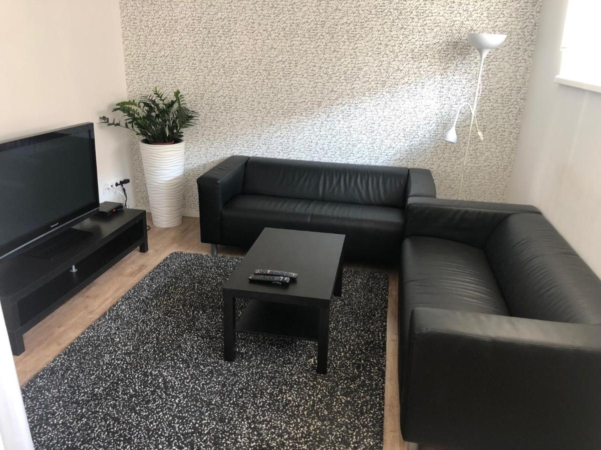 Apartman V Centre Michaloviec Михаловце Экстерьер фото