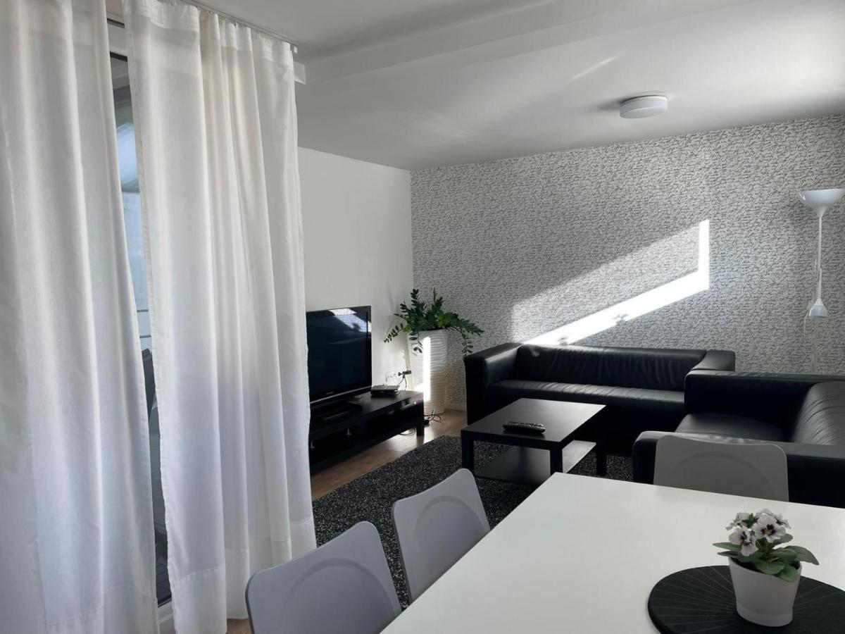Apartman V Centre Michaloviec Михаловце Экстерьер фото
