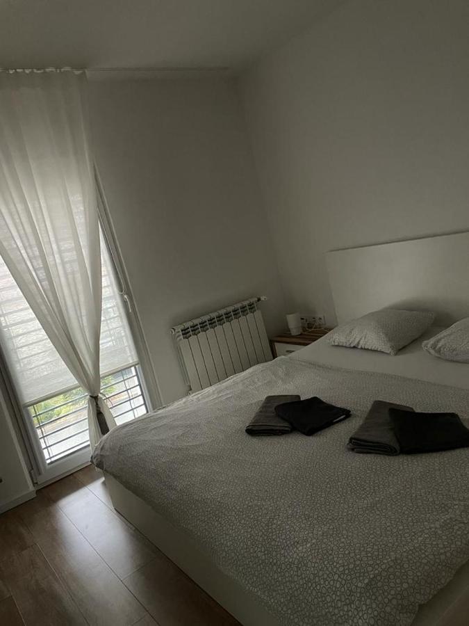 Apartman V Centre Michaloviec Михаловце Экстерьер фото
