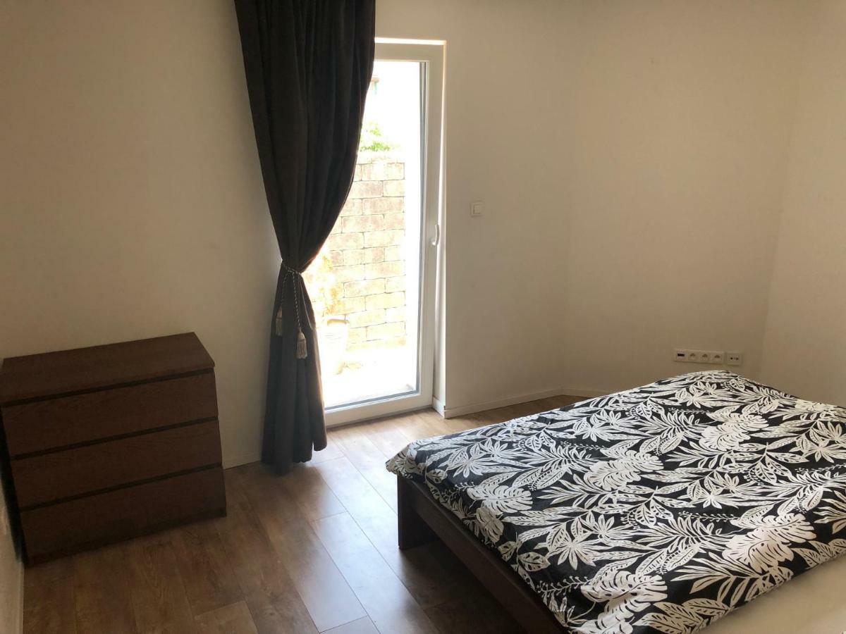 Apartman V Centre Michaloviec Михаловце Экстерьер фото