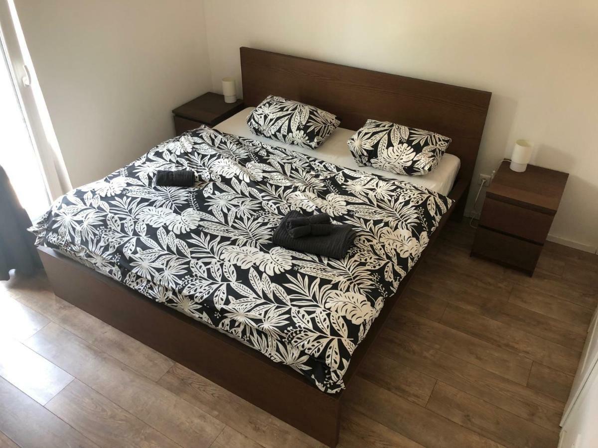 Apartman V Centre Michaloviec Михаловце Экстерьер фото